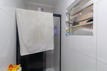 Casa à venda com 65m², 3 quartos e 2 vagasBanheiro