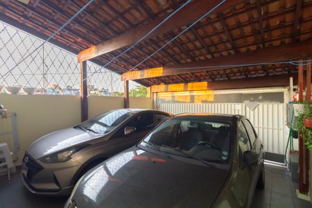 Casa à venda com 65m², 3 quartos e 2 vagasGaragem