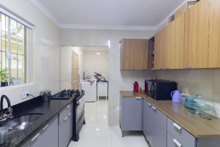 Casa à venda com 65m², 3 quartos e 2 vagasCozinha e Área de Serviço