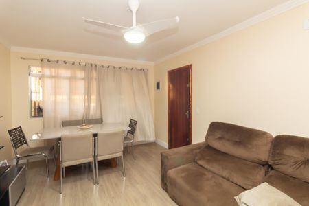 Sala de casa à venda com 3 quartos, 65m² em Vila Brasil, São Paulo