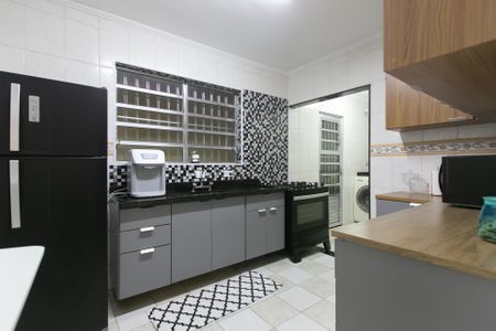 Casa à venda com 65m², 3 quartos e 2 vagasCozinha