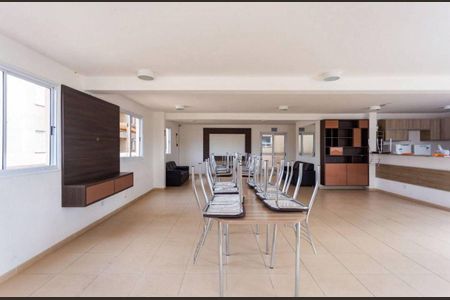 Apartamento para alugar com 37m², 2 quartos e 1 vaga Apartamento para alugar com 37m², 2 quartos e 1 vagaÁrea comum - Salão de festas