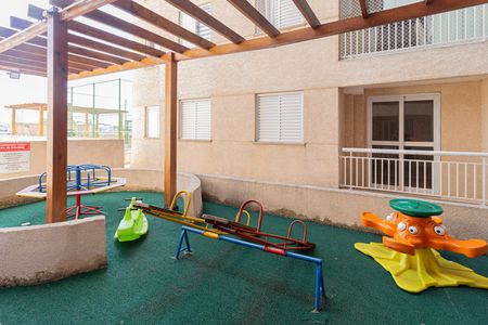 Apartamento para alugar com 37m², 2 quartos e 1 vaga Apartamento para alugar com 37m², 2 quartos e 1 vagaÁrea comum - Playground