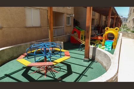 Apartamento para alugar com 37m², 2 quartos e 1 vaga Apartamento para alugar com 37m², 2 quartos e 1 vagaÁrea comum - Playground