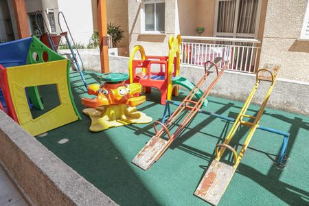 Apartamento para alugar com 37m², 2 quartos e 1 vaga Apartamento para alugar com 37m², 2 quartos e 1 vagaÁrea comum - Playground