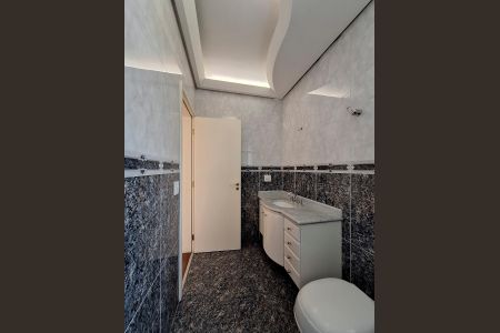 Casa à venda com 853m², 4 quartos e 20 vagas Casa à venda com 853m², 4 quartos e 20 vagasBanheiro Quarto 2