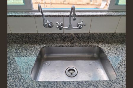 Casa à venda com 853m², 4 quartos e 20 vagas Casa à venda com 853m², 4 quartos e 20 vagasCozinha