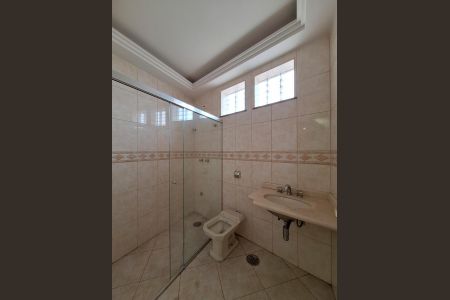 Casa à venda com 853m², 4 quartos e 20 vagas Casa à venda com 853m², 4 quartos e 20 vagasBanheiro Sauna