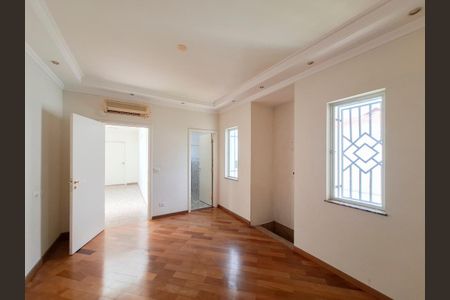 Casa à venda com 853m², 4 quartos e 20 vagas Casa à venda com 853m², 4 quartos e 20 vagasQuarto 1