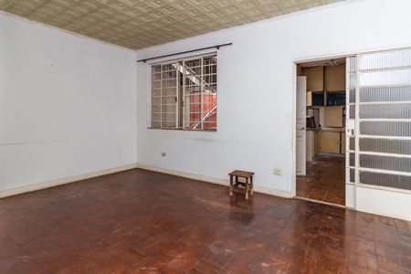 Casa à venda com 200m², 2 quartos e 4 vagas Casa à venda com 200m², 2 quartos e 4 vagasSala