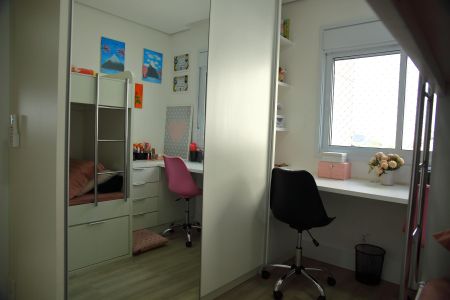 Apartamento à venda com 96m², 3 quartos e 2 vagasQuarto 3 - Armários