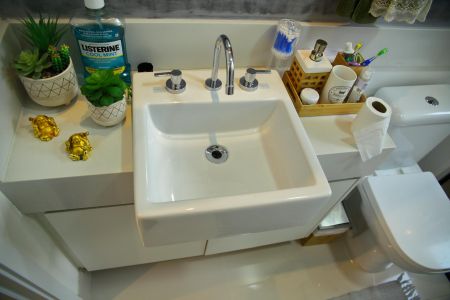 Apartamento à venda com 96m², 3 quartos e 2 vagasBanheiro da Suíte