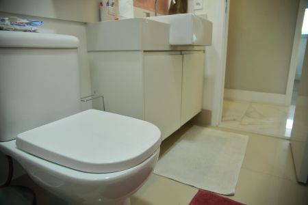 Apartamento à venda com 96m², 3 quartos e 2 vagasBanheiro Social