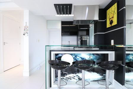 Apartamento à venda com 92m², 2 quartos e 2 vagasCozinha