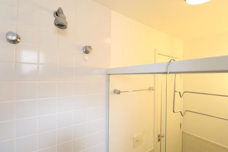 Apartamento à venda com 92m², 2 quartos e 2 vagasBanheiro Social