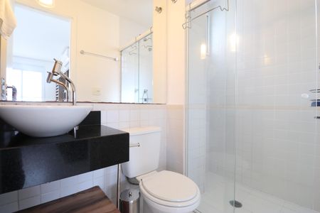 Apartamento à venda com 92m², 2 quartos e 2 vagasBanheiro Social