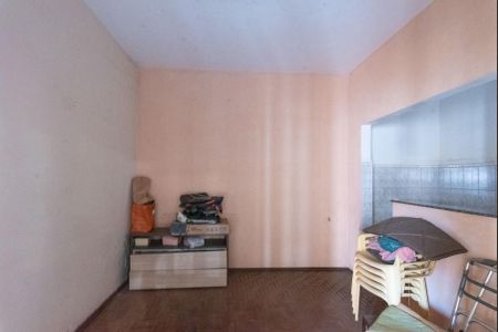 Casa à venda com 274m², 3 quartos e 3 vagas Casa à venda com 274m², 3 quartos e 3 vagasCasa 2- Sala