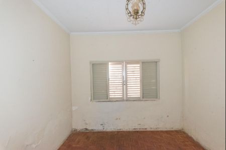 Casa à venda com 274m², 3 quartos e 3 vagas Casa à venda com 274m², 3 quartos e 3 vagasQuarto 3