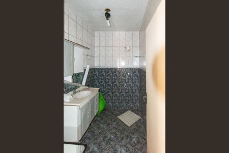 Casa à venda com 274m², 3 quartos e 3 vagas Casa à venda com 274m², 3 quartos e 3 vagasCasa 2- Banheiro