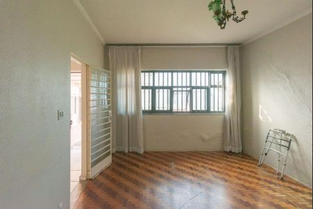 Casa à venda com 274m², 3 quartos e 3 vagas Casa à venda com 274m², 3 quartos e 3 vagasSala