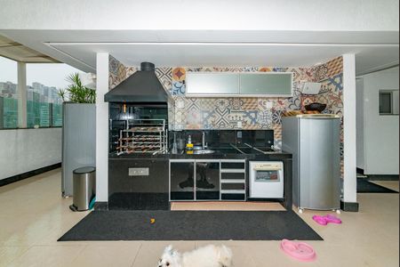 Apartamento à venda com 325m², 3 quartos e 4 vagas Apartamento à venda com 325m², 3 quartos e 4 vagasVaranda gourmet