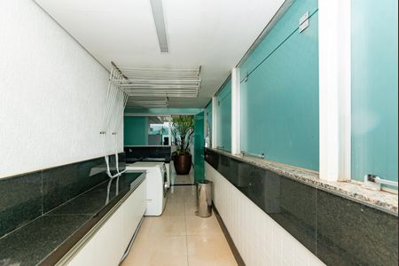 Apartamento à venda com 325m², 3 quartos e 4 vagas Apartamento à venda com 325m², 3 quartos e 4 vagasÁrea de Serviço