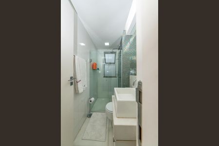 Apartamento à venda com 325m², 3 quartos e 4 vagas Apartamento à venda com 325m², 3 quartos e 4 vagasBanheiro da Suíte 2