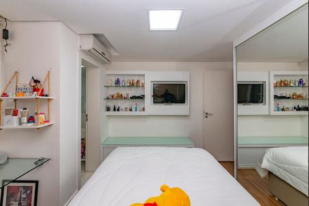 Apartamento à venda com 325m², 3 quartos e 4 vagas Apartamento à venda com 325m², 3 quartos e 4 vagasSuíte 2