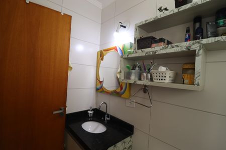 Apartamento à venda com 73m², 2 quartos e 2 vagasBanheiro Social