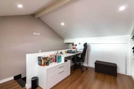 Casa de condomínio à venda com 100m², 2 quartos e 2 vagasQuarto 3 / Escritório