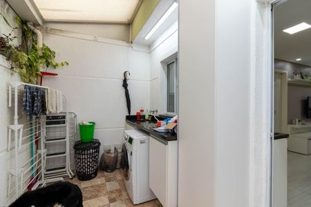 Casa de condomínio à venda com 100m², 2 quartos e 2 vagasÁrea de Serviço