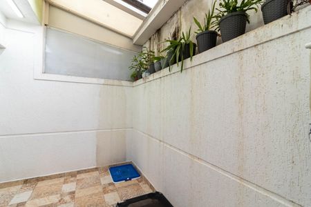 Casa de condomínio à venda com 100m², 2 quartos e 2 vagasÁrea de Serviço