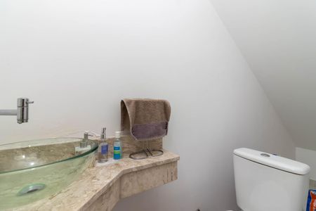 Casa de condomínio à venda com 100m², 2 quartos e 2 vagasLavabo