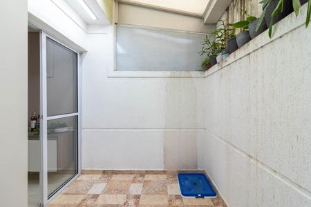 Casa de condomínio à venda com 100m², 2 quartos e 2 vagasÁrea de Serviço