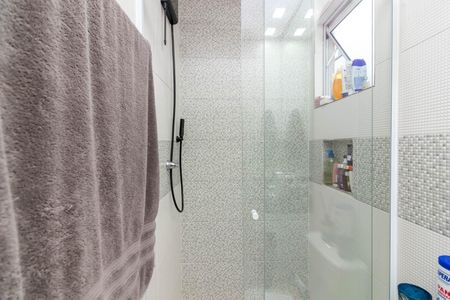 Casa de condomínio à venda com 100m², 2 quartos e 2 vagasBanheiro da Suíte 1