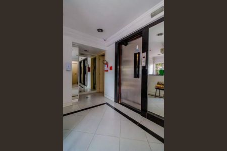 Apartamento para alugar com 107m², 3 quartos e sem vagaHall de entrada