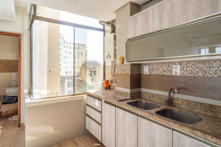 Apartamento para alugar com 107m², 3 quartos e sem vagaCozinha e Área de Serviço