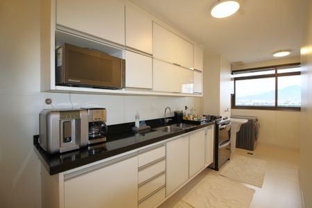 Apartamento para alugar com 130m², 3 quartos e 2 vagasCozinha