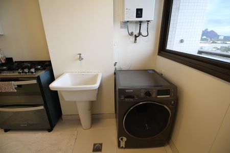 Apartamento para alugar com 130m², 3 quartos e 2 vagasÁrea de Serviço