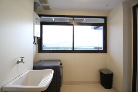 Apartamento para alugar com 130m², 3 quartos e 2 vagasÁrea de Serviço