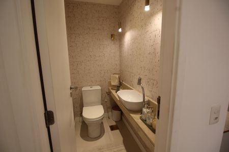 Apartamento para alugar com 130m², 3 quartos e 2 vagasLavabo