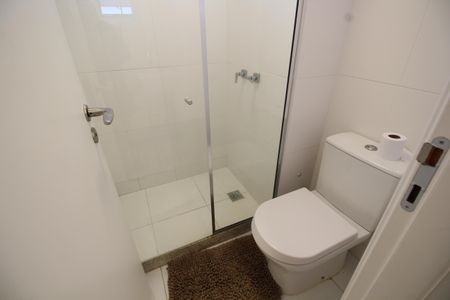 Apartamento para alugar com 130m², 3 quartos e 2 vagasSuítes Canadenses 1 e 2 - Banheiro