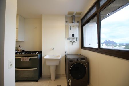 Apartamento para alugar com 130m², 3 quartos e 2 vagasÁrea de Serviço