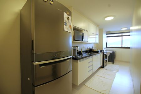 Apartamento para alugar com 130m², 3 quartos e 2 vagasCozinha