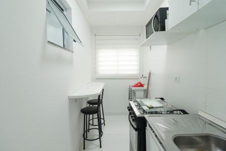 Apartamento para alugar com 24m², 1 quarto e sem vaga Apartamento para alugar com 24m², 1 quarto e sem vagaCozinha e Área de Serviço