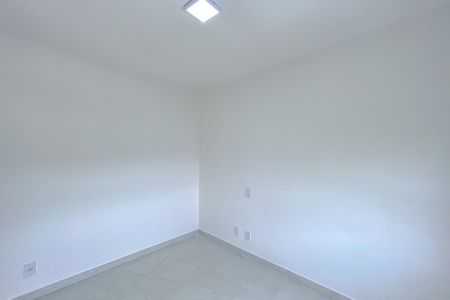 Apartamento à venda com 48m², 2 quartos e 1 vagaQuarto 2