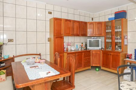 Casa à venda com 280m², 6 quartos e 4 vagasSala/Cozinha