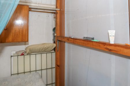 Casa à venda com 280m², 6 quartos e 4 vagasCasa 2 - Quarto