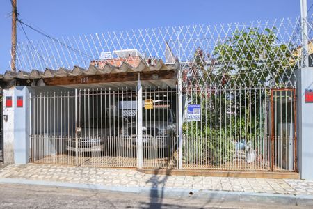 Casa à venda com 280m², 6 quartos e 4 vagasFachada
