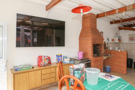 Casa à venda com 280m², 6 quartos e 4 vagasCasa 3 - Salão